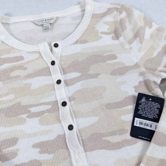 NWT Lucky Brand Taupe Camo Waffle Henley Sz XS - Picture 2 of 4